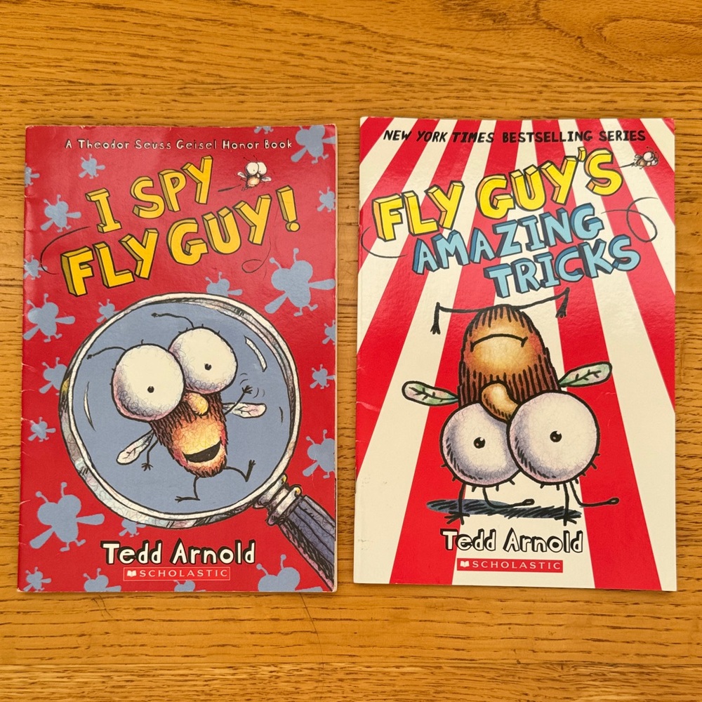 Scholastic I Spy Fly Guy! and Fly Guy's Amazing Tricks Book Bundle
